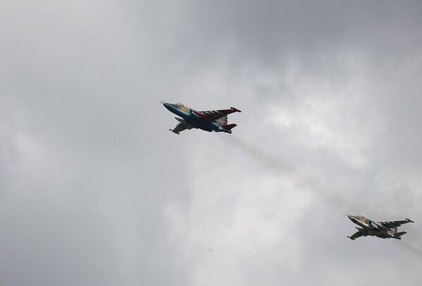 Штурмовики Су-25СМ3 во время окружного этапа конкурса Авиадартс-2019 в Краснодарском крае - Sputnik Mundo