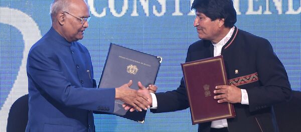 El presidente de la India Ram Nath Kovind y su homólogo boliviano Evo Morales - Sputnik Mundo