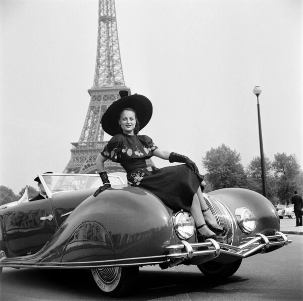 ¡Felicidades! La Torre Eiffel celebra su aniversario 130 - Sputnik Mundo