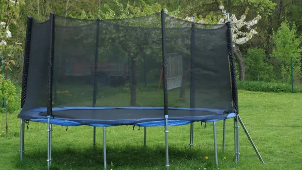 Una cama elástica (imagen referencial) - Sputnik Mundo