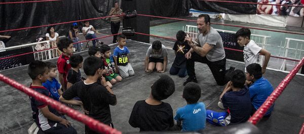 Ecatepec, Estado de México: El final de la clase de Tigre Metálico en la Arena Rey Bucanero - Sputnik Mundo