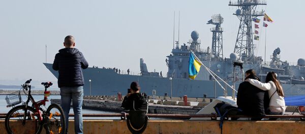 Fragata de la OTAN en el mar Negro - Sputnik Mundo