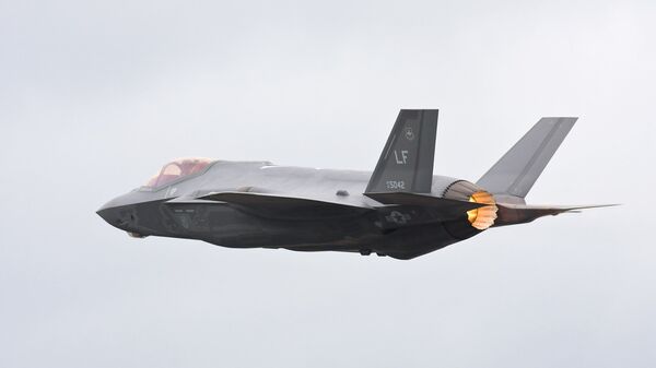 El caza estadounidense F-35 - Sputnik Mundo