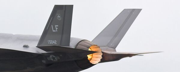 El caza estadounidense F-35 - Sputnik Mundo