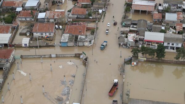 Consecuencias de inundaciones en Irán - Sputnik Mundo