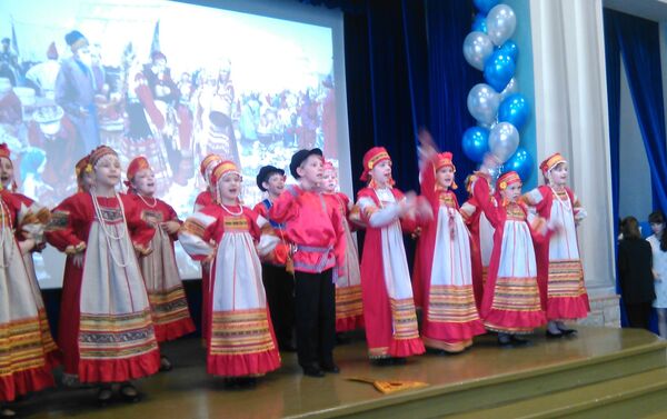 Baile folclórico ruso - Sputnik Mundo