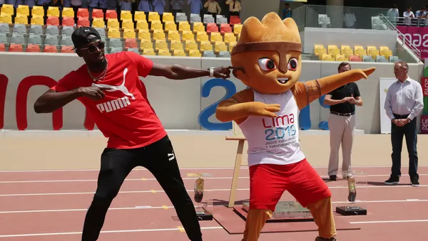Usain Bolt, campeón olímpico de atletismo, en el Estadio Atlético de la Villa Deportiva Nacional - Sputnik Mundo