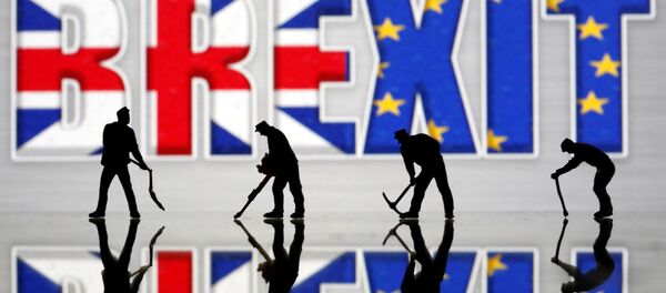 Las banderas del Reino Unido y la Unión Europea en el Brexit - Sputnik Mundo