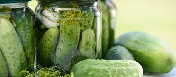 Pepinillos encurtidos - Sputnik Mundo