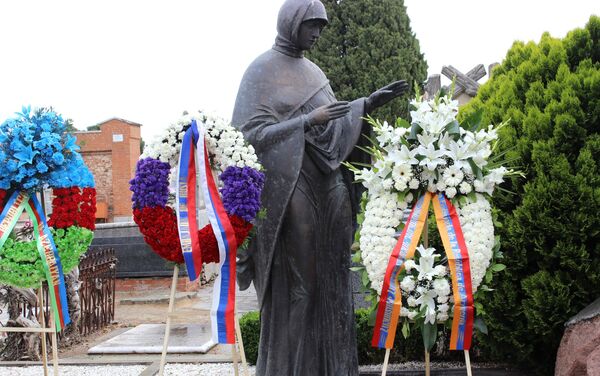 Monumento a los militares soviéticos fallecidos durante la Guerra Civil en España - Sputnik Mundo