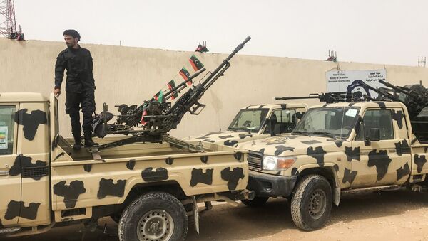 Militares bajo el mando del Gobierno en Tripoli - Sputnik Mundo
