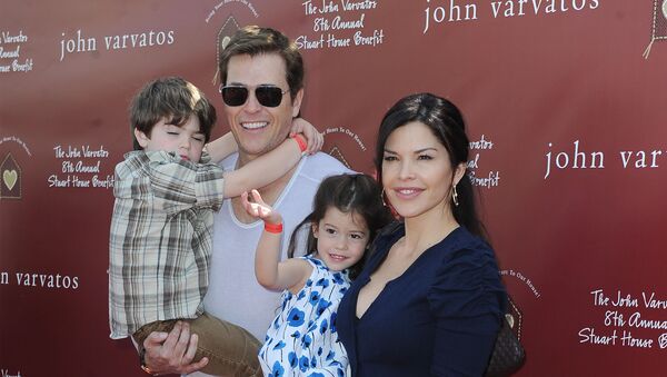 Lauren Sanchez junto a su esposo, Patrick Whitesell, en 2011 - Sputnik Mundo