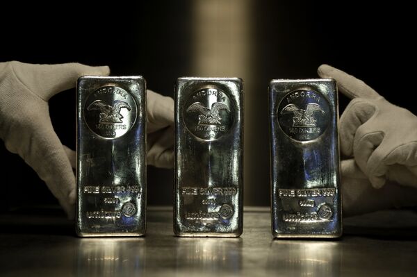 La plata, el metal que puede eclipsar al oro - Sputnik Mundo