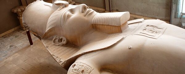 La estatua de un faraón (imagen referencial) - Sputnik Mundo