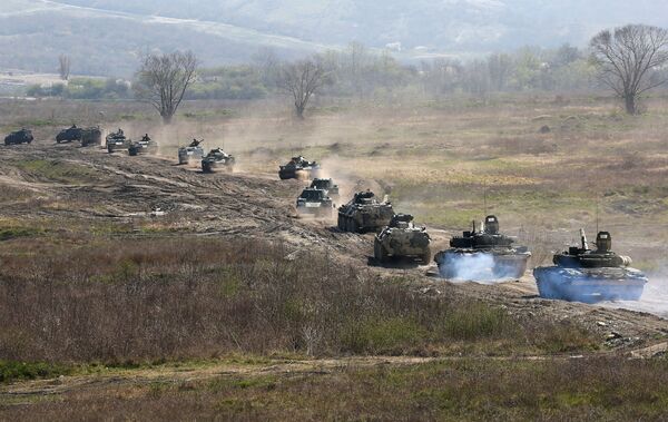 Rusia pone a prueba a su 'escuadra alada' - Sputnik Mundo