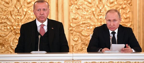 El presidente de Turquía, Recep Tayyip Erdogan, y el presidente de Rusia, Vladímir Putin - Sputnik Mundo