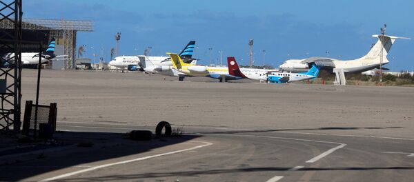 Aeropuerto Mitiga en Trípoli - Sputnik Mundo