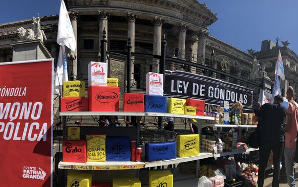 Protesta contra la inflación frente al Congreso de Argentina - Sputnik Mundo