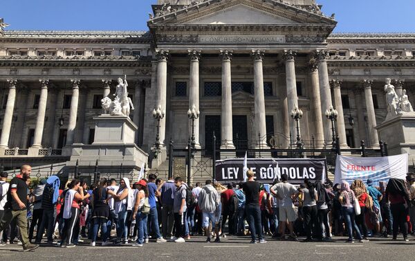 Protesta contra la inflación frente al Congreso de Argentina - Sputnik Mundo