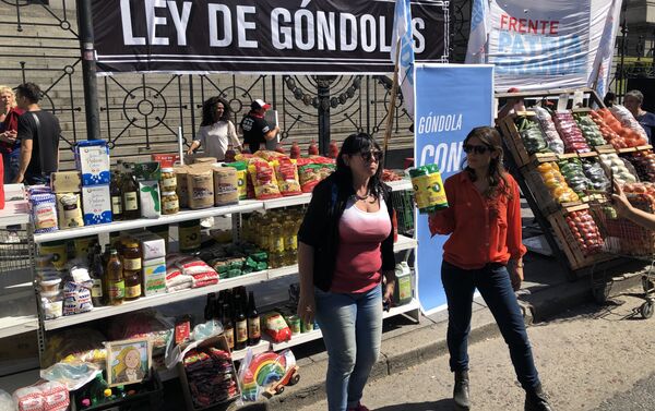 Protesta contra la inflación frente al Congreso de Argentina - Sputnik Mundo