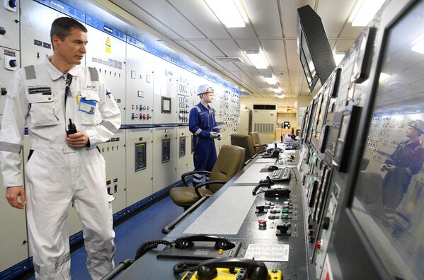 El imponente buque tanque ruso Mendeleev Prospect - Sputnik Mundo