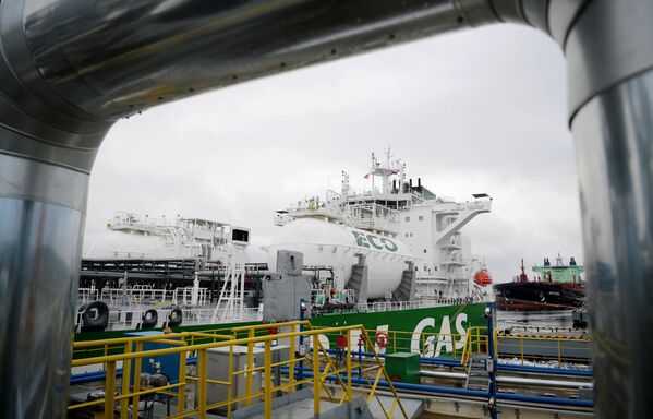 El imponente buque tanque ruso Mendeleev Prospect - Sputnik Mundo