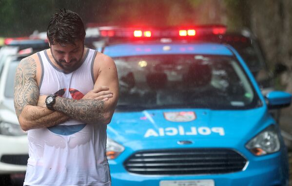 Fuertes lluvias tropicales dejan un reguero de destrucción en Brasil - Sputnik Mundo