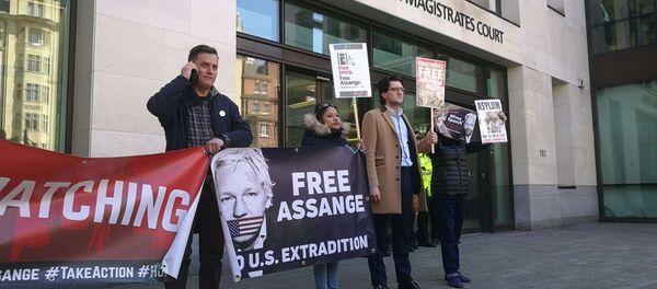 Situación cerca de la Corte de Magistrados de Westminster tras el arresto de Assange - Sputnik Mundo