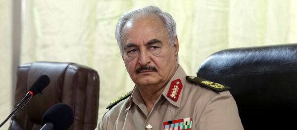 Jalifa Haftar, comandante del Ejército Nacional de Libia Jalifa Haftar, comandante del Ejército Nacional de Libia - Sputnik Mundo