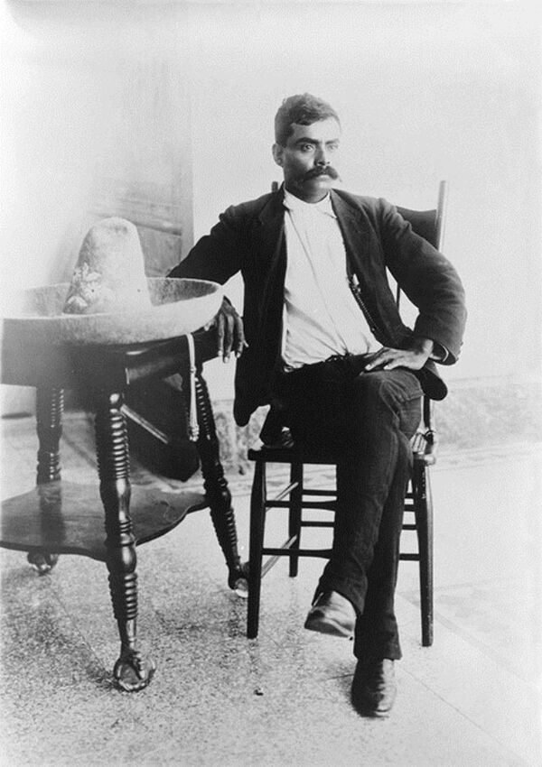 Emiliano Zapata en la Ciudad de México Emiliano Zapata en la Ciudad de México - Sputnik Mundo