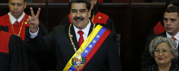 Nicolás Maduro asume su segundo mandato presidencial Nicolás Maduro asume su segundo mandato presidencial - Sputnik Mundo