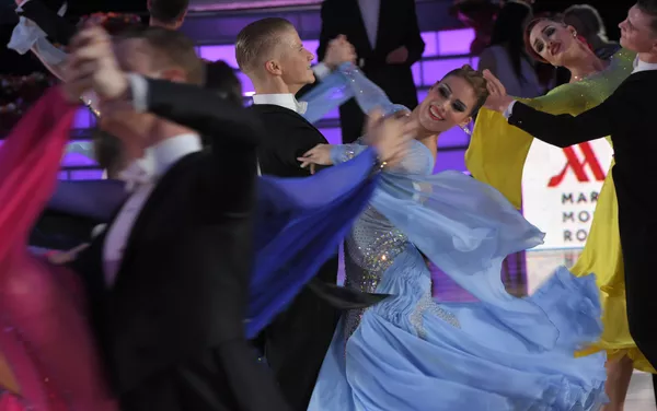 El Campeonato Europeo de Baile Deportivo Latino entre profesionales El Campeonato Europeo de Baile Deportivo Latino entre profesionales - Sputnik Mundo