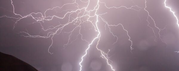 Una tormenta eléctrica - Sputnik Mundo