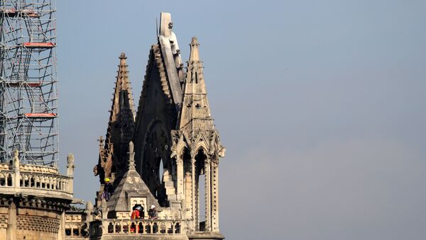 La catedral parisina de Notre Dame - Sputnik Mundo