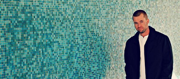 Un hombre, imagen referencial - Sputnik Mundo