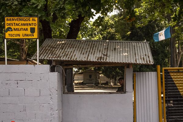 Destacamento militar en Tecún Umán, Guatemala - Sputnik Mundo
