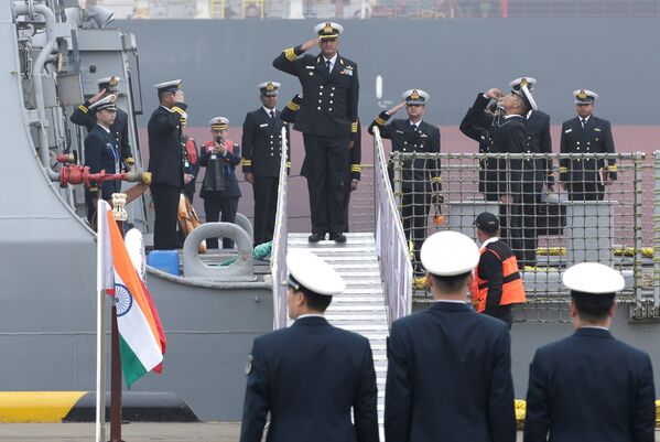 China celebra a lo grande el 70 aniversario de su Armada con muchos invitados extranjeros - Sputnik Mundo