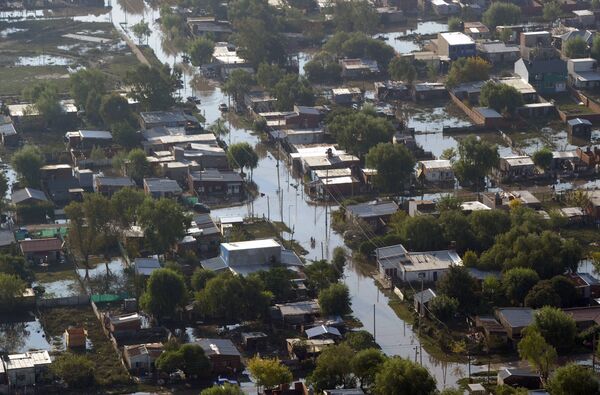 Inundaciones de 2013 en La Plata, Argentina (foto de archivo) Inundaciones de 2013 en La Plata, Argentina (foto de archivo) - Sputnik Mundo