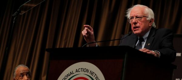 Bernie Sanders, senador estadounidense - Sputnik Mundo