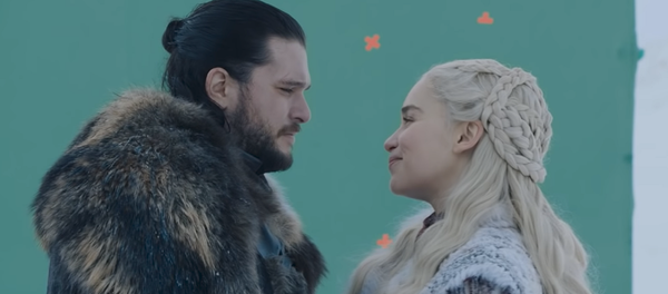 Jon Snow y Daenerys Targaryen - Sputnik Mundo