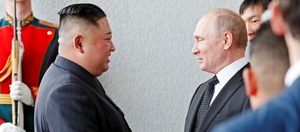 El líder de Corea del Norte, Kim Jong-un, y el presidente de Rusia, Vladímir Putin El líder de Corea del Norte, Kim Jong-un, y el presidente de Rusia, Vladímir Putin - Sputnik Mundo