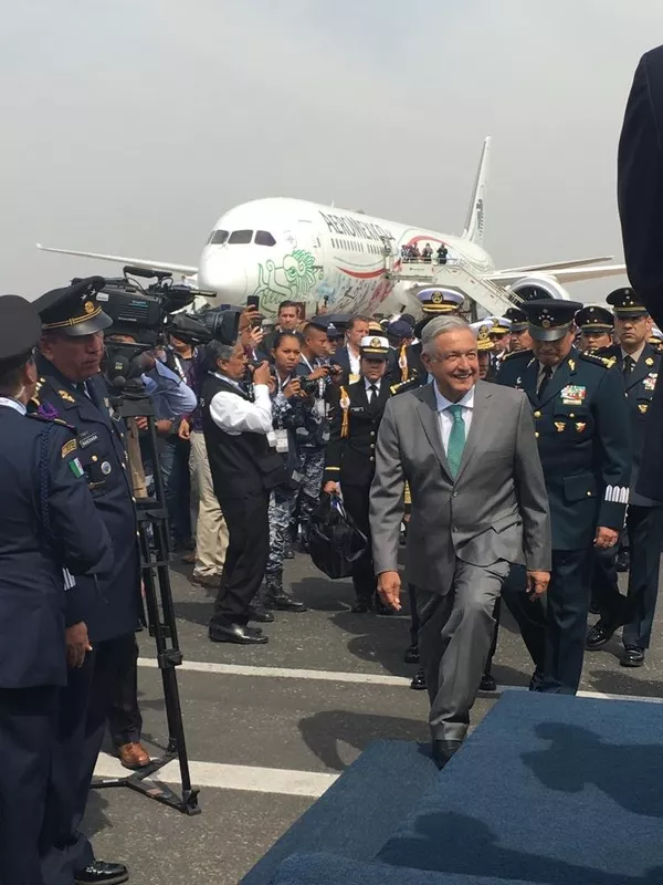 Las polémicas que encierra la construcción del nuevo aeropuerto anunciado por AMLO Las polémicas que encierra la construcción del nuevo aeropuerto anunciado por AMLO - Sputnik Mundo