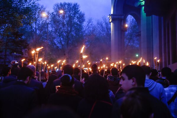 Protestas, elecciones y ejércitos: estas son las imágenes de la semana - Sputnik Mundo