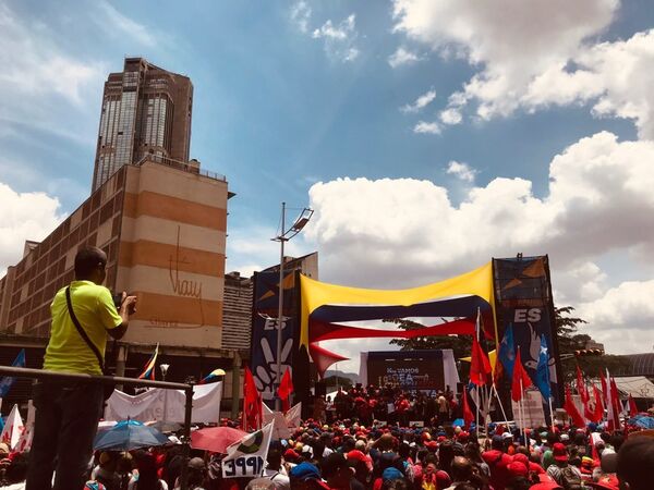 Venezuela abandona la OEA y lo celebra con una gran marcha chavista en las calles de Caracas Venezuela abandona la OEA y lo celebra con una gran marcha chavista en las calles de Caracas - Sputnik Mundo