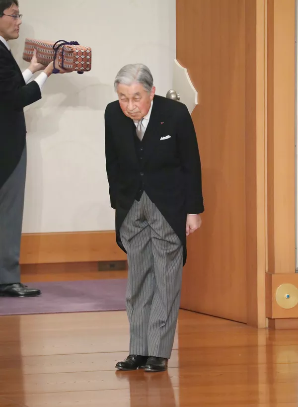 El emperador de Japón abdica El emperador de Japón abdica - Sputnik Mundo