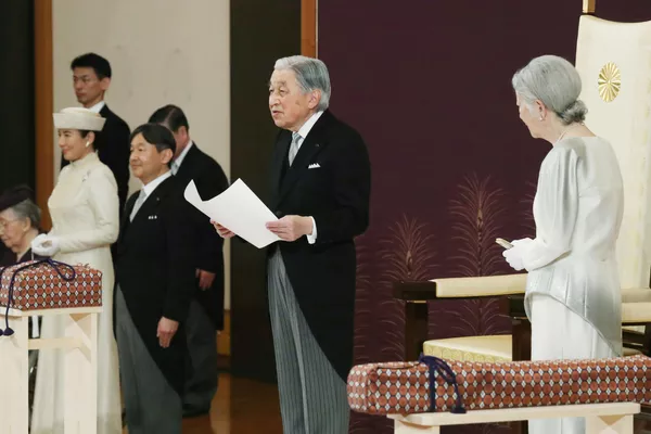 El emperador de Japón abdica El emperador de Japón abdica - Sputnik Mundo