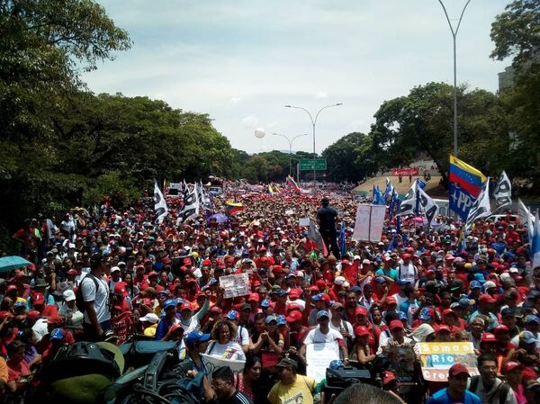 La marcha chavista en Caracas, Venezuela - Sputnik Mundo