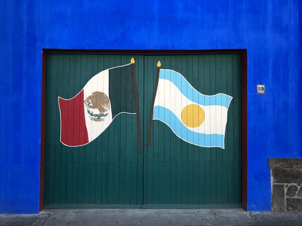 La Casa Azul es de ese color debido a las propiedades que Frida Kahlo consideraba que tenía dicha tonalidad para ahuyentar espíritus - Sputnik Mundo