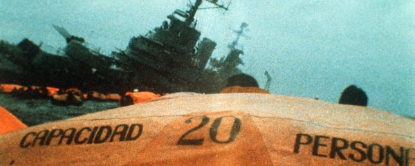 El hundimiento del buque General Belgrano durante la Guerra de Malvinas - Sputnik Mundo