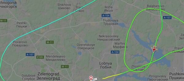 Todo lo que se sabe hasta el momento sobre el terrible incendio de un avión en Moscú - Sputnik Mundo